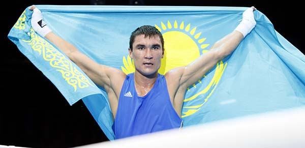 Кентаврлар қызды блят порно Гей еркек гейді ысқылайды